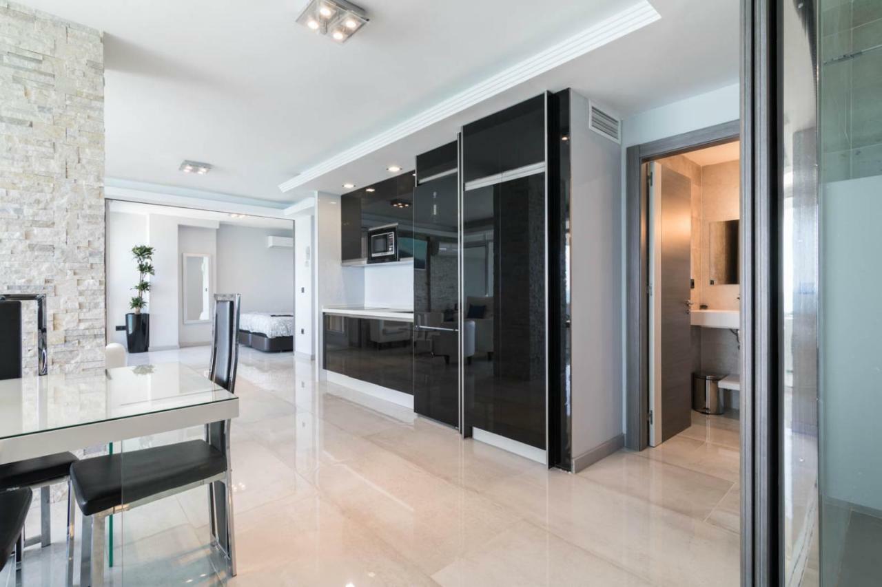 Apartmán Deluxe Supreme Màlaga Exteriér fotografie